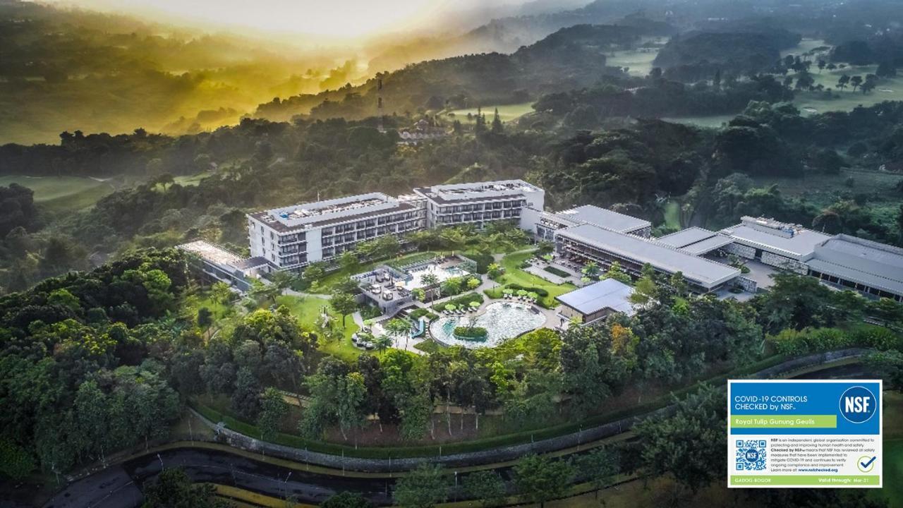 Royal Tulip Gunung Geulis Resort And Golf Bogor Extérieur photo